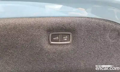 Porsche Taycan 2025 0.1 Автомат в Москве № 312736, миниатюра 9