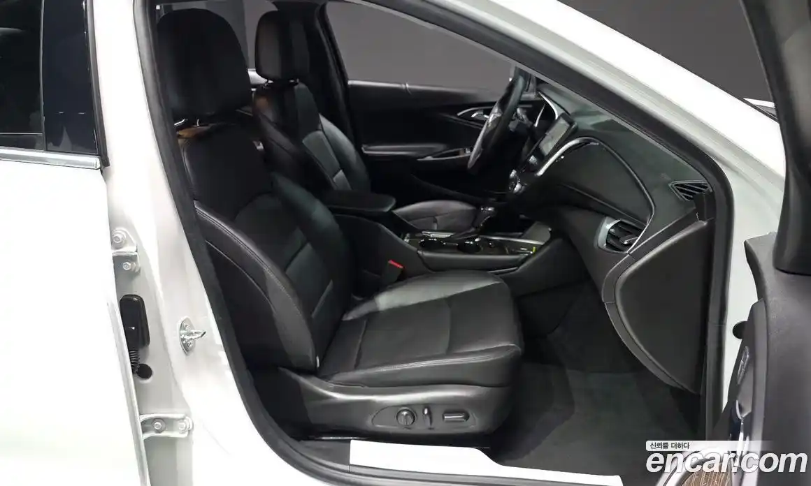 Chevrolet Malibu 2017 1.5 Автомат в Москве № 314745, фото 17