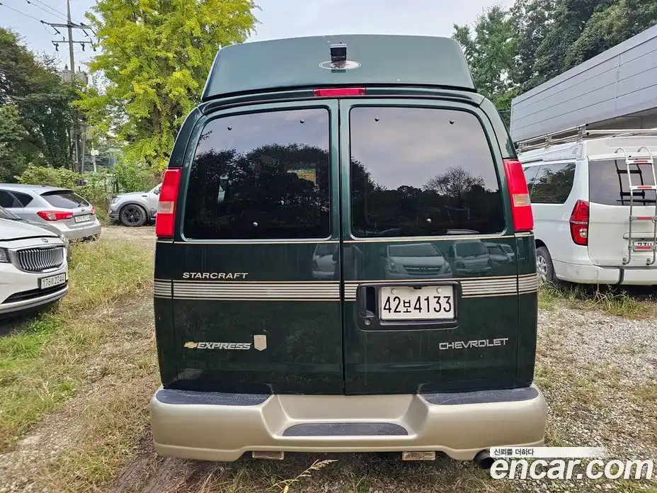 Chevrolet Chevy Van 2003 5.3 Автомат в Москве № 346751, фото 4