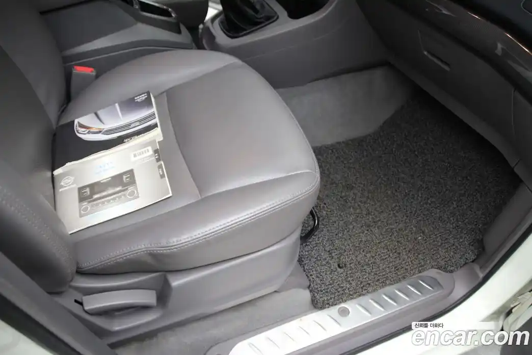 SsangYong Korando 2014 2.0 Механическая в Москве № 35297, фото 15