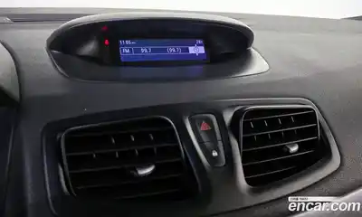 Renault SM3 2012 1.6 Автомат в Москве № 356109, миниатюра 12