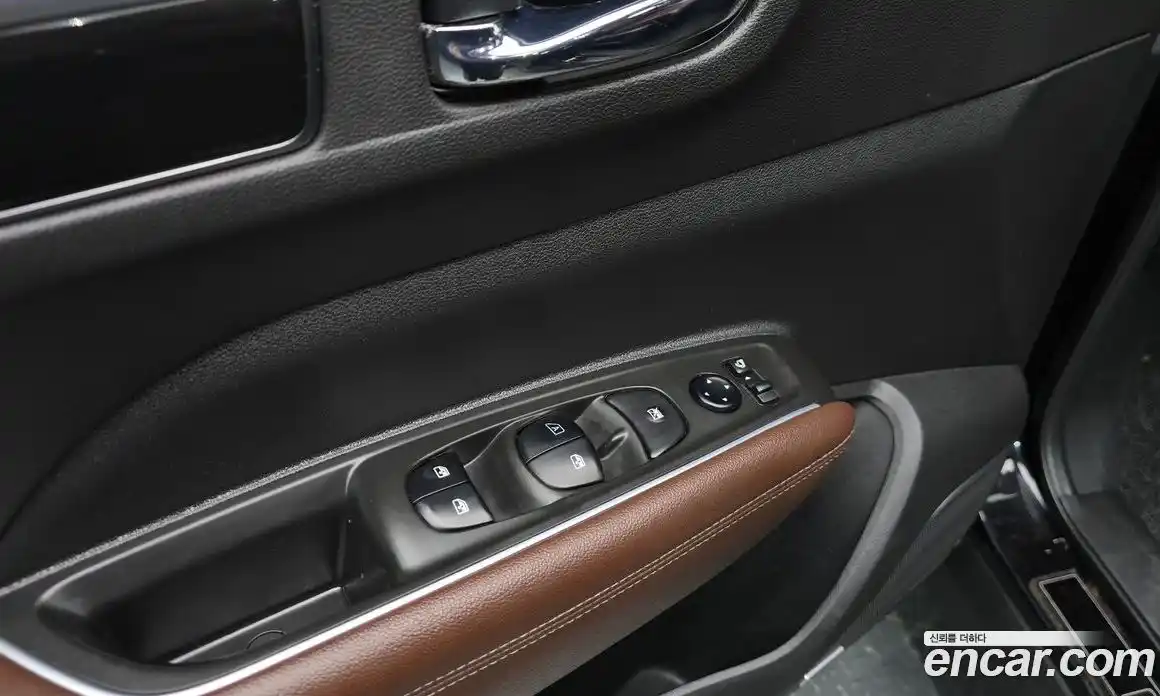 Renault QM6 2017 2.0 Автомат в Москве № 356863, фото 17