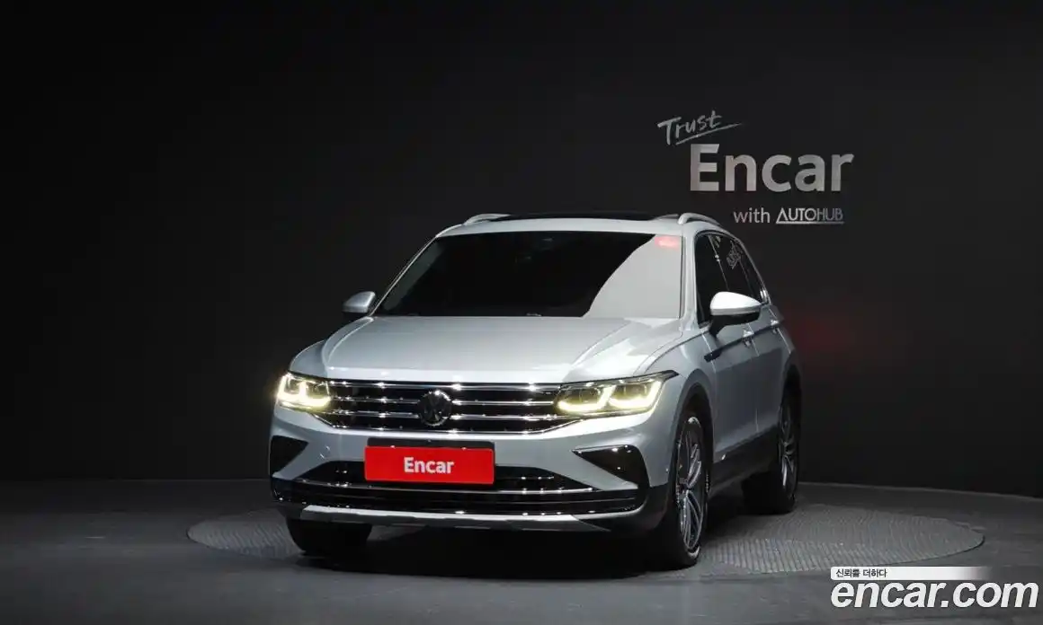 Volkswagen Tiguan 2022 2.0 Автомат в Москве № 357511, фото 3