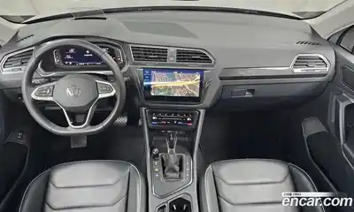 Volkswagen Tiguan 2022 2.0 Автомат в Москве № 357511, миниатюра 7