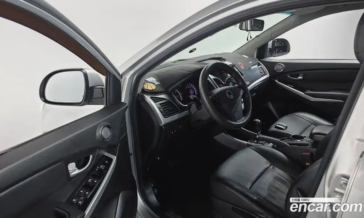 SsangYong Korando 2015 2.0 Автомат в Москве № 35995, фото 12