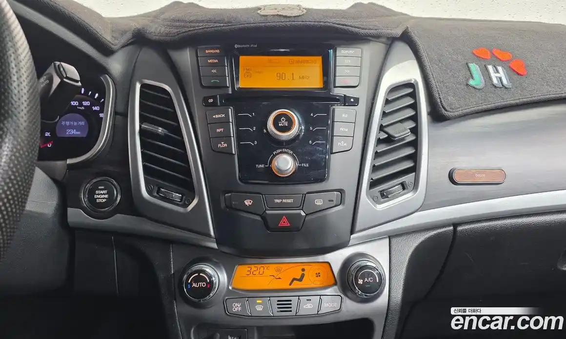 SsangYong Korando 2015 2.0 Автомат в Москве № 35995, фото 20