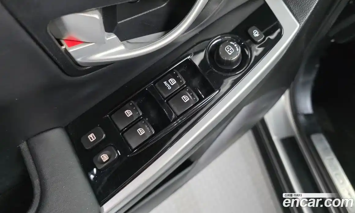 SsangYong Korando 2015 2.0 Автомат в Москве № 35995, фото 6