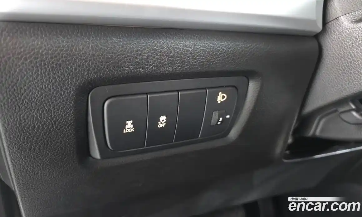 SsangYong Korando 2015 2.0 Автомат в Москве № 35995, фото 7