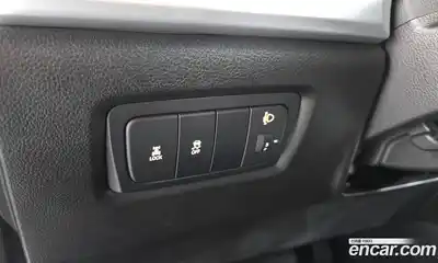 SsangYong Korando 2015 2.0 Автомат в Москве № 35995, миниатюра 7