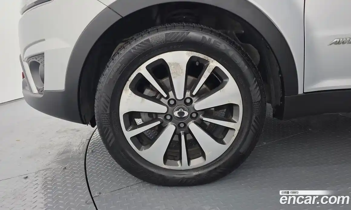 SsangYong Korando 2015 2.0 Автомат в Москве № 35995, фото 10