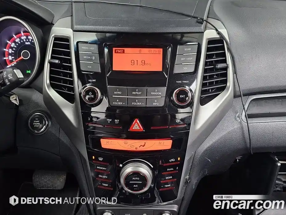 SsangYong TIBOLI 2015 1.6 Автомат в Москве № 36186, фото 14