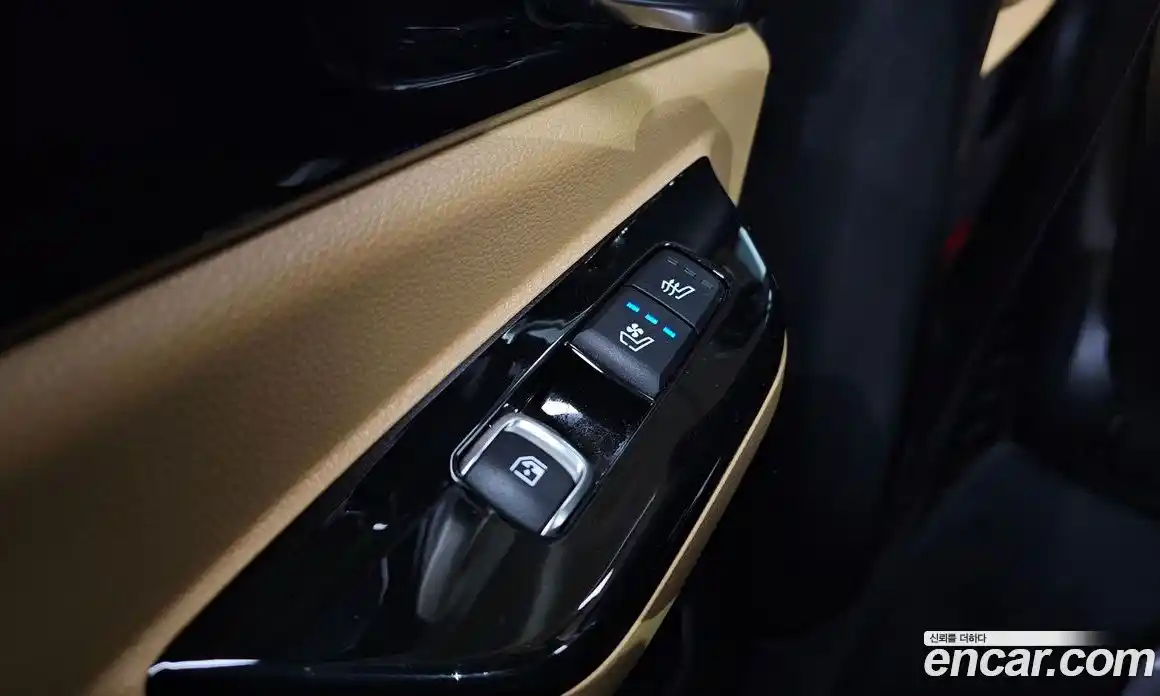 Kia Canival 2022 2.2 Автомат в Москве № 363331, фото 19