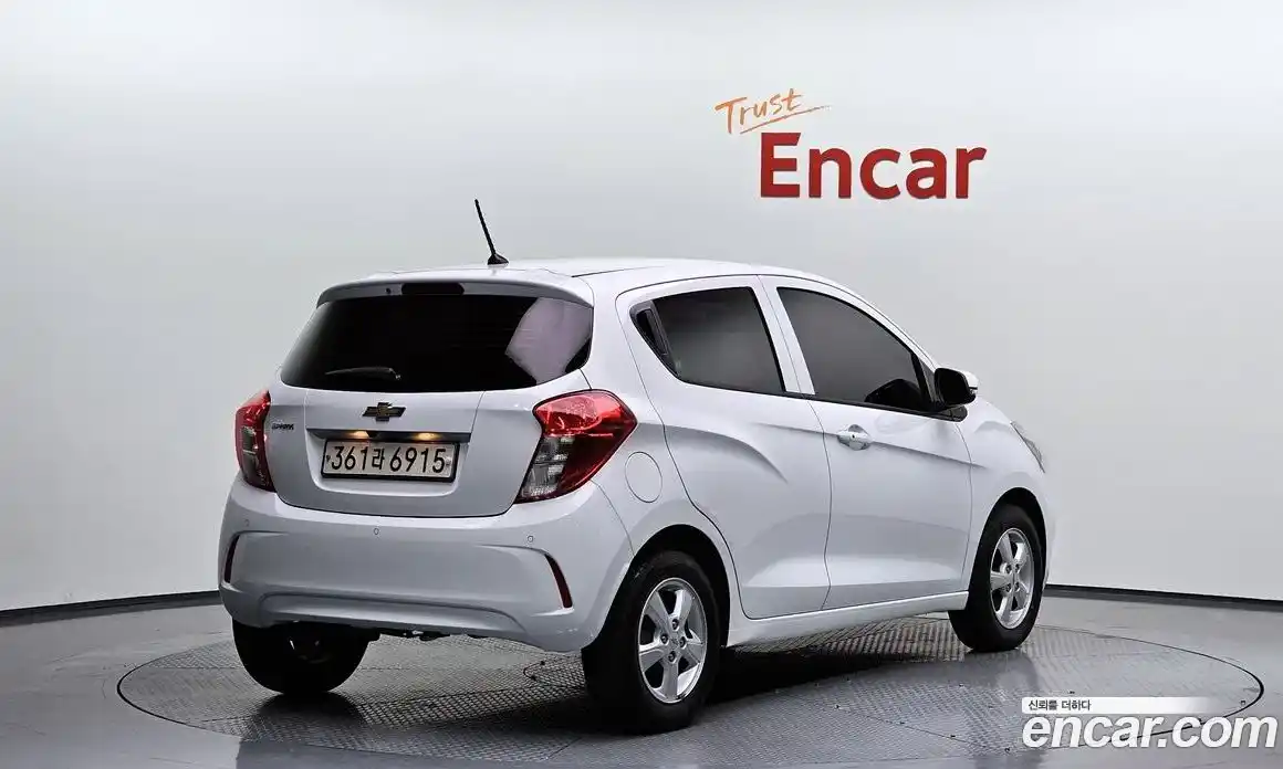 Chevrolet Spark 2019 1.0 Автомат в Москве № 37964, фото 17