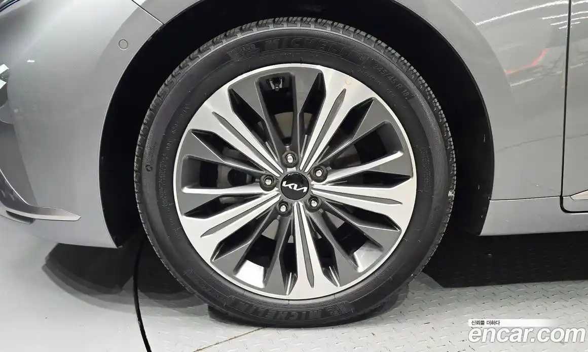 Kia K8 2024 1.6 Автомат в Москве № 383609, фото 5