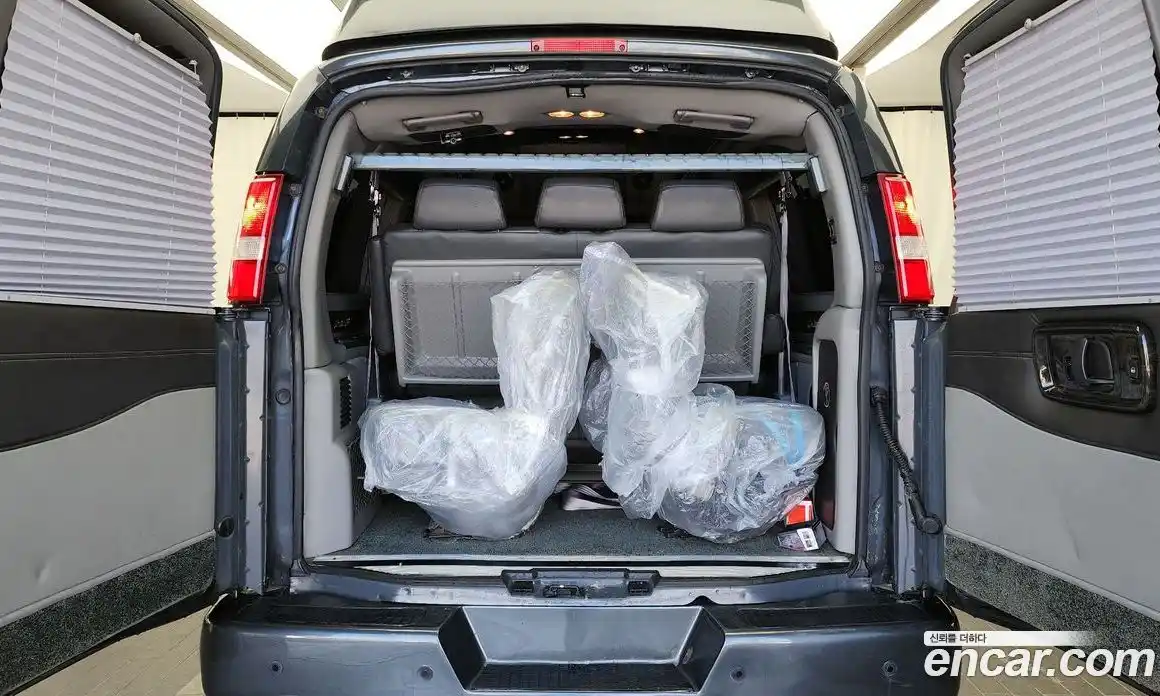 Chevrolet Express Van 2017 6.0 Автомат в Москве № 385418, фото 20