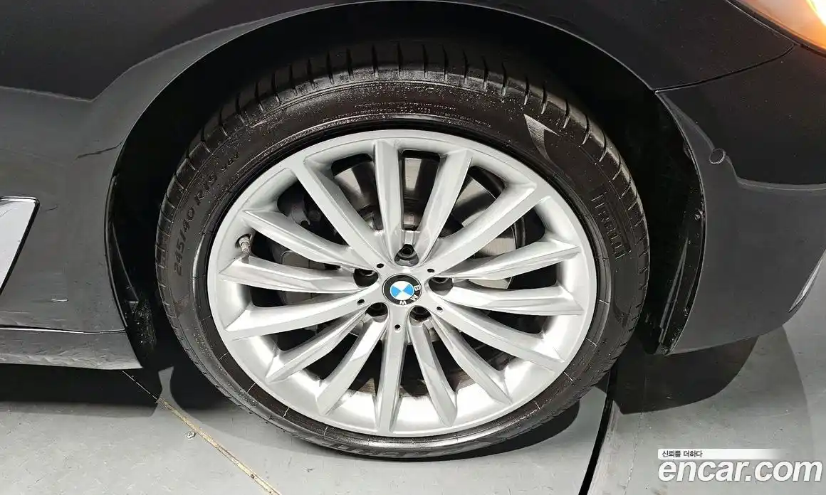 BMW 5-Series 2023 2.0 Автомат в Москве № 385449, фото 5