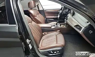 BMW 5-Series 2023 2.0 Автомат в Москве № 385449, миниатюра 10