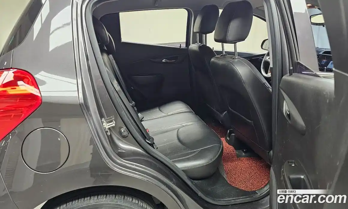 Chevrolet Spark 2016 1.0 Механическая в Москве № 38642, фото 12