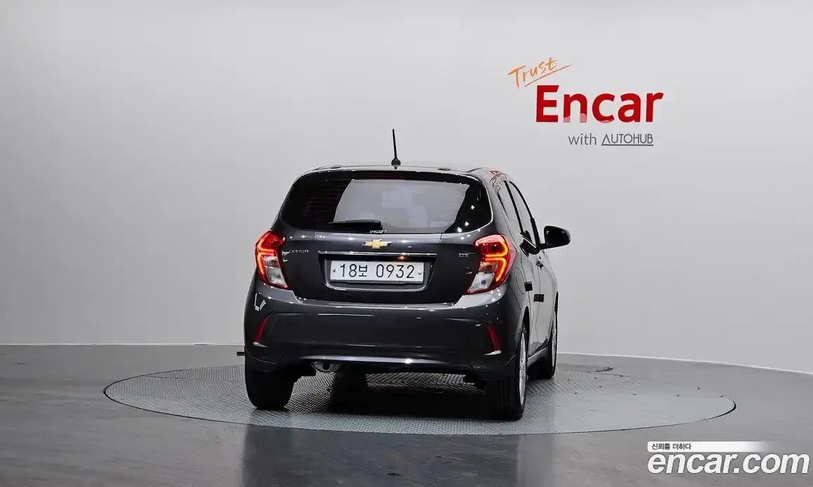 Chevrolet Spark 2016 1.0 Механическая в Москве № 38642, фото 4