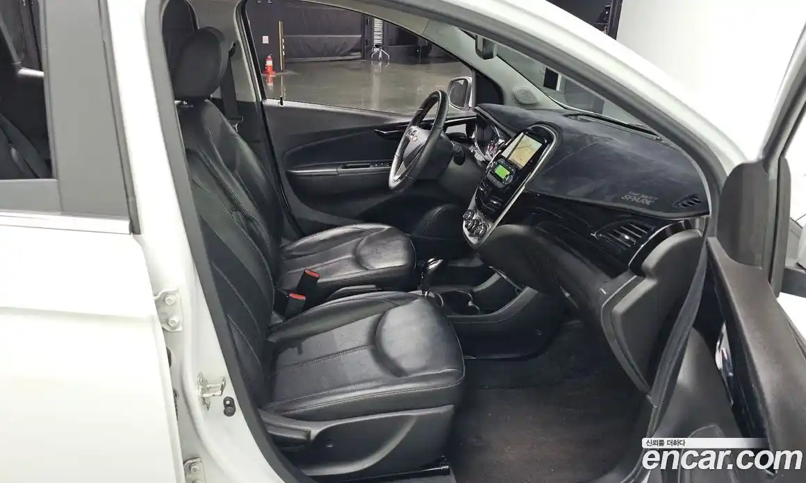 Chevrolet Spark 2017 1.0 Автомат в Москве № 39201, фото 12