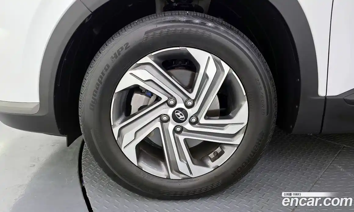 Hyundai Santa Fe 2023 2.2 Автомат в Москве № 3929, фото 14