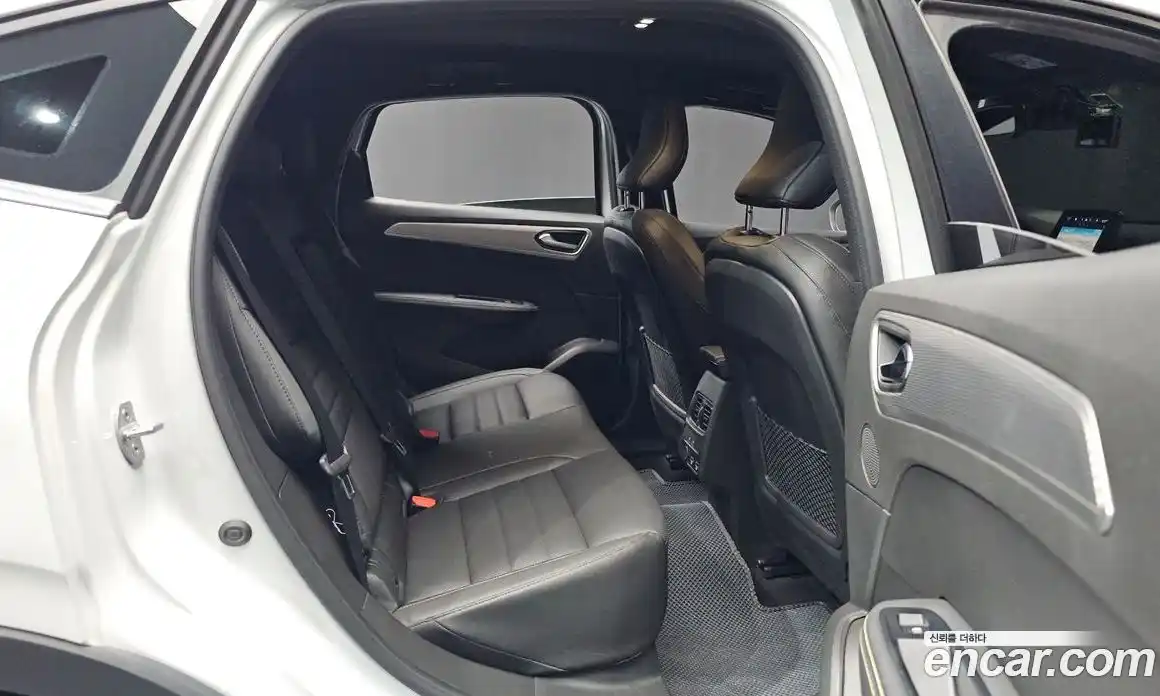 Renault Arkana 2025 1.6 Автомат в Москве № 397695, фото 12