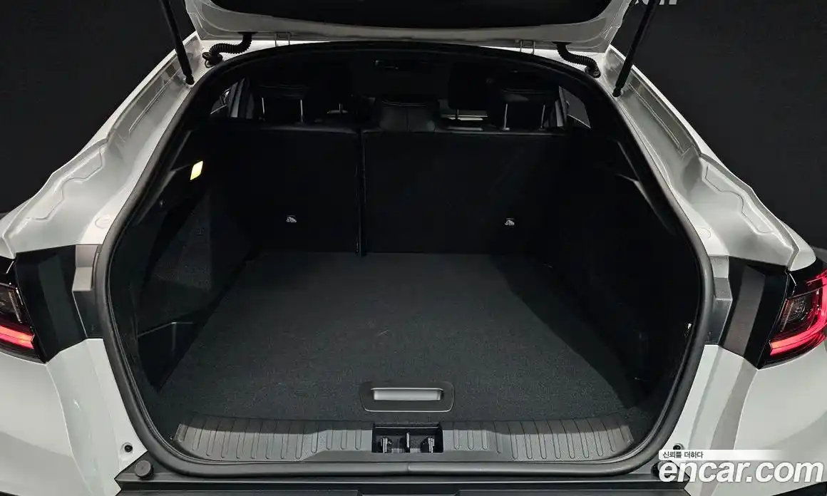 Renault Arkana 2025 1.6 Автомат в Москве № 397695, фото 20