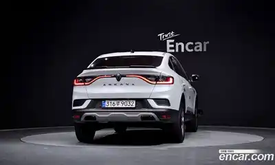 Renault Arkana 2025 1.6 Автомат в Москве № 397695, миниатюра 4