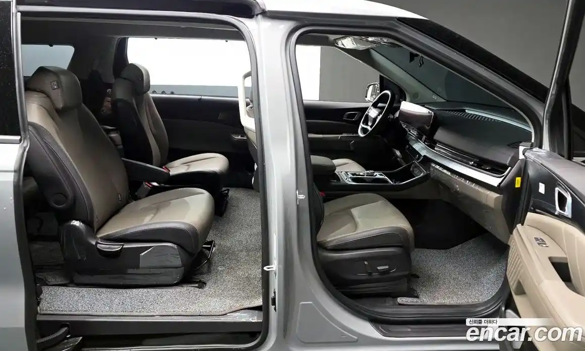 Kia Canival 2025 2.2 Автомат в Москве № 400934, фото 11