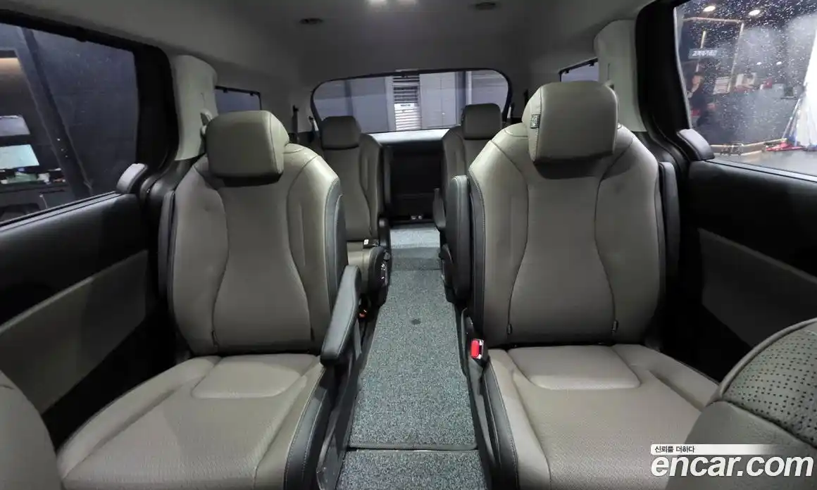 Kia Canival 2025 2.2 Автомат в Москве № 400934, фото 12