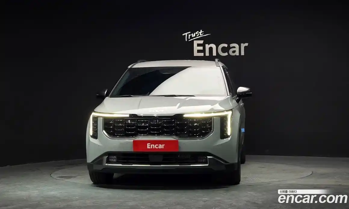 Kia Canival 2025 2.2 Автомат в Москве № 400934, фото 3