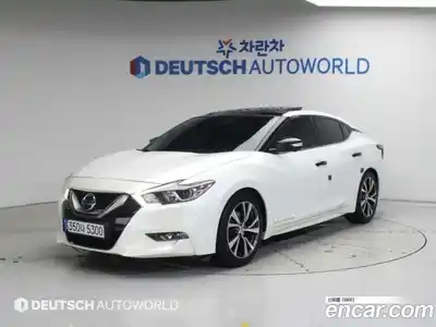 Nissan Maxima, 2016