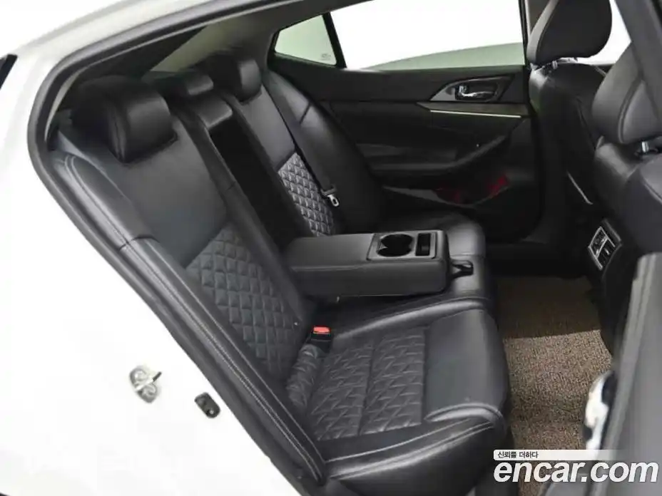 Nissan Maxima 2016 3.5 Автомат в Москве № 406268, фото 12