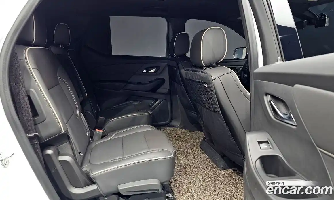 Chevrolet Traverse 2023 3.6 Автомат в Москве № 40962, фото 3