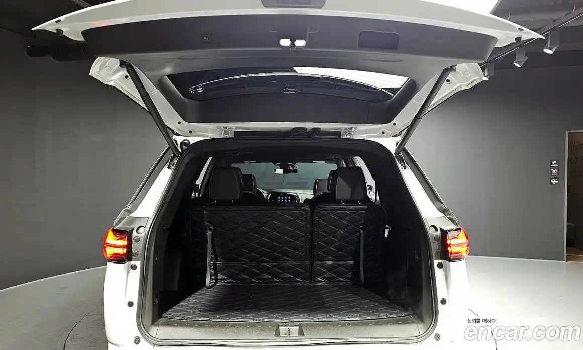 Chevrolet Traverse 2023 3.6 Автомат в Москве № 40962, фото 7