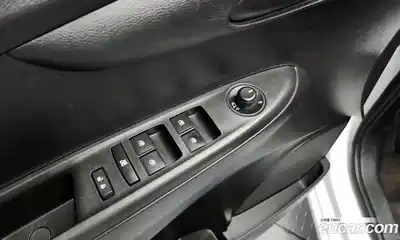 Chevrolet Spark 2016 1.0 Автомат в Москве № 40993, миниатюра 4