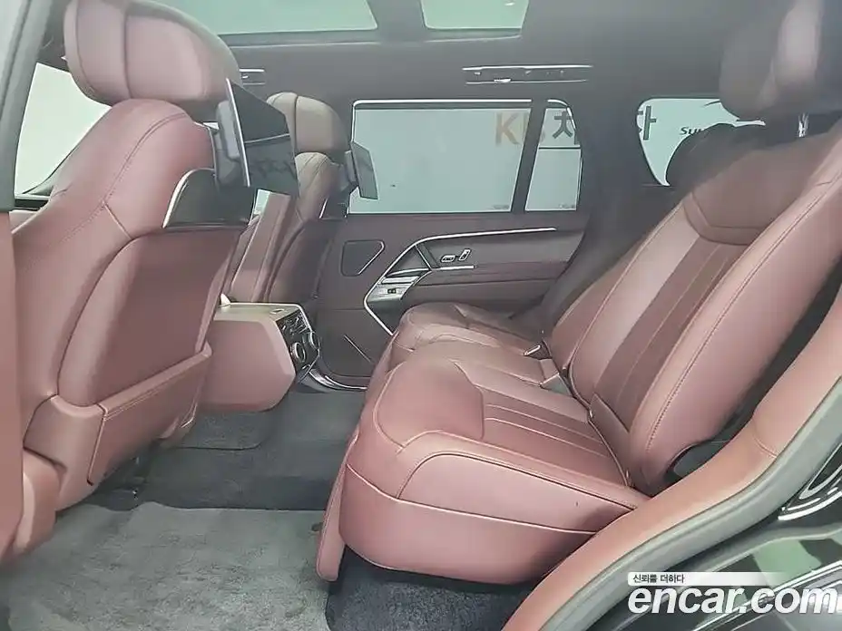 Land Rover Range-Rover 2024 4.4 Автомат в Москве № 416539, фото 12