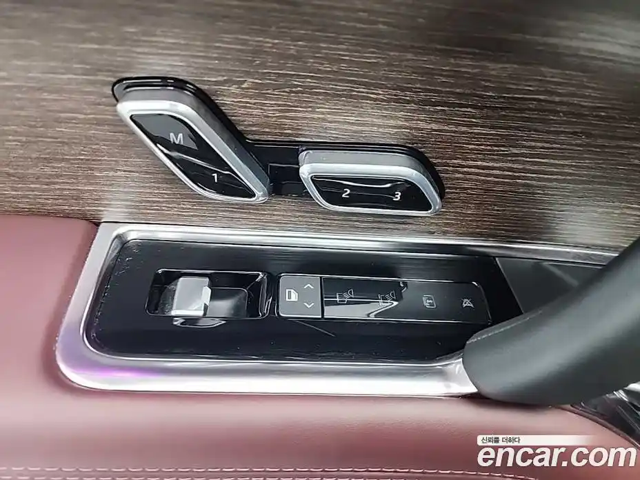 Land Rover Range-Rover 2024 4.4 Автомат в Москве № 416539, фото 15