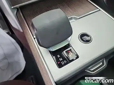 Land Rover Range-Rover 2024 4.4 Автомат в Москве № 416539, миниатюра 8