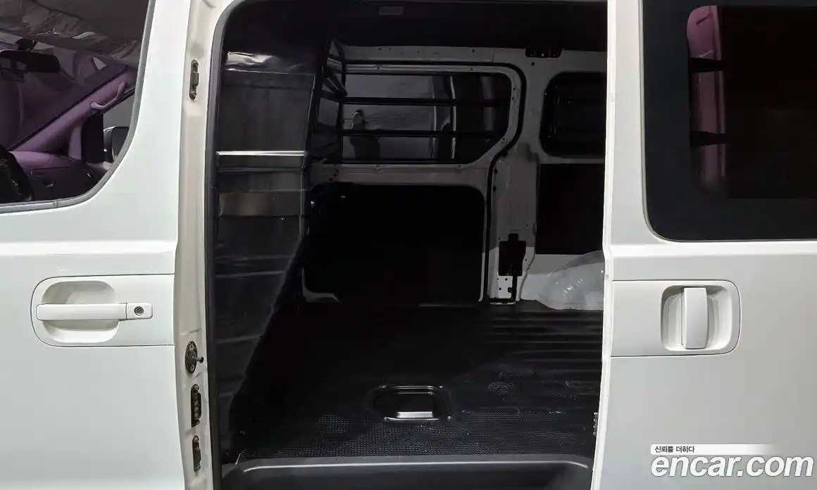 Hyundai Starex 2020 2.5 Автомат в Москве № 47591, фото 12