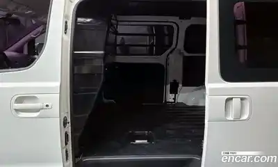 Hyundai Starex 2020 2.5 Автомат в Москве № 47591, миниатюра 12