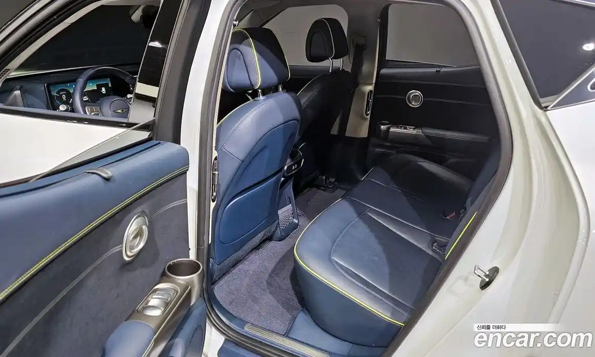 Genesis GV60 2022 0.1 Автомат в Москве № 57060, фото 16