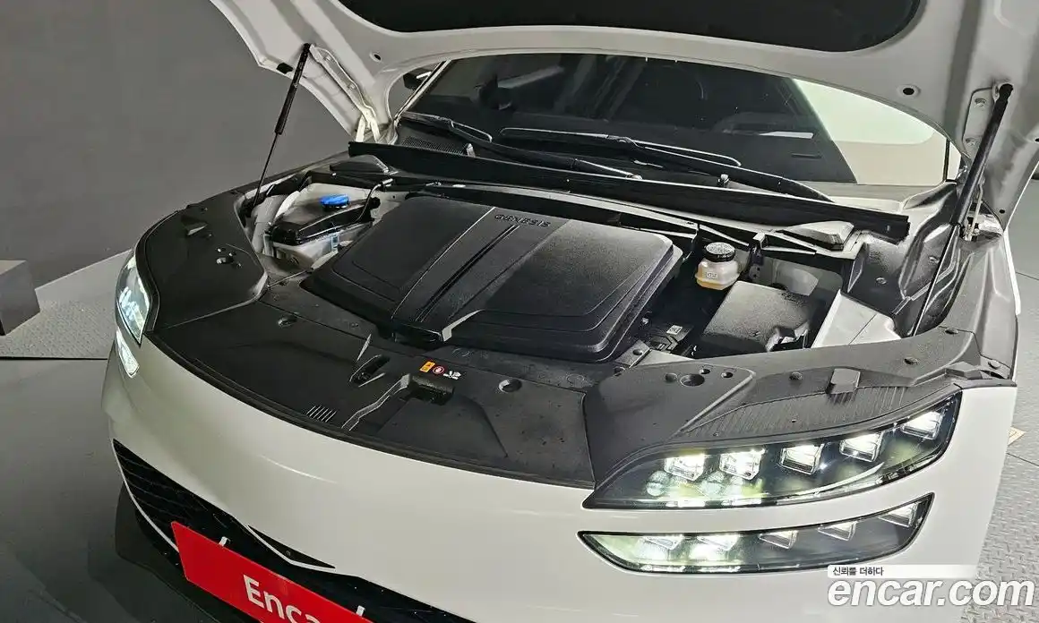 Genesis GV60 2022 0.1 Автомат в Москве № 57060, фото 8