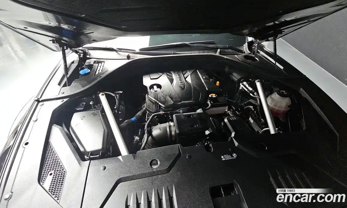 Genesis GV70 2023 2.5 Автомат в Москве № 57293, фото 6