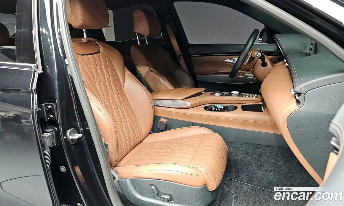 Genesis GV70 2023 2.5 Автомат в Москве № 57293, фото 10