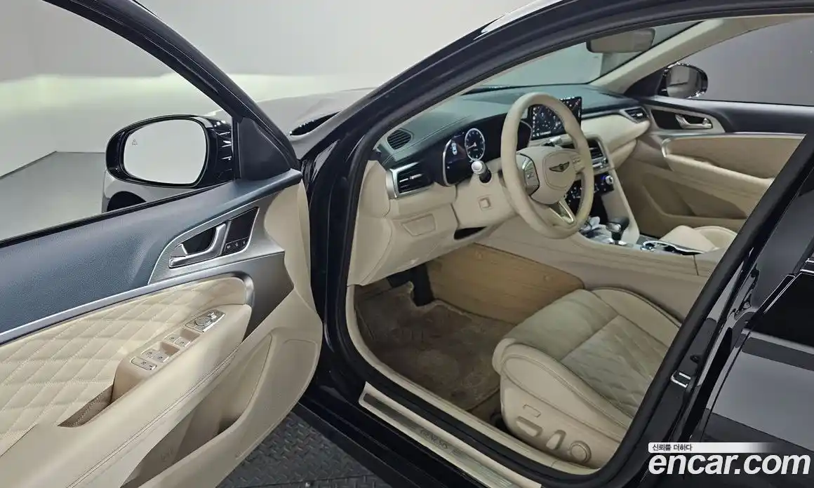 Genesis G70 2025 2.5 Автомат в Москве № 59485, фото 1