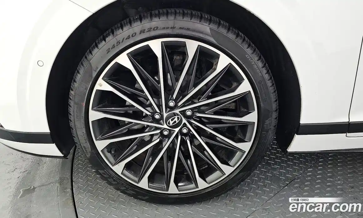 Hyundai Grandeur 2024 1.6 Автомат в Москве № 91567, фото 19