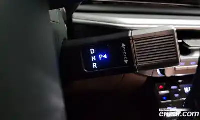 Hyundai Grandeur 2023 2.5 Автомат в Москве № 92397, миниатюра 8