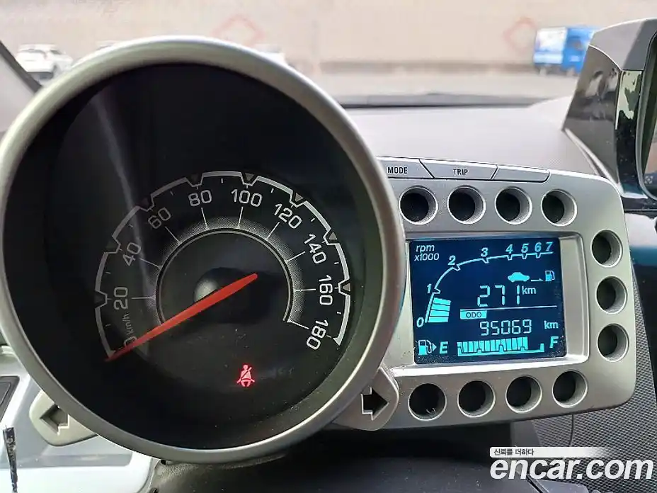 Chevrolet Spark 2013 1.0 Автомат в Москве № 98394, фото 10