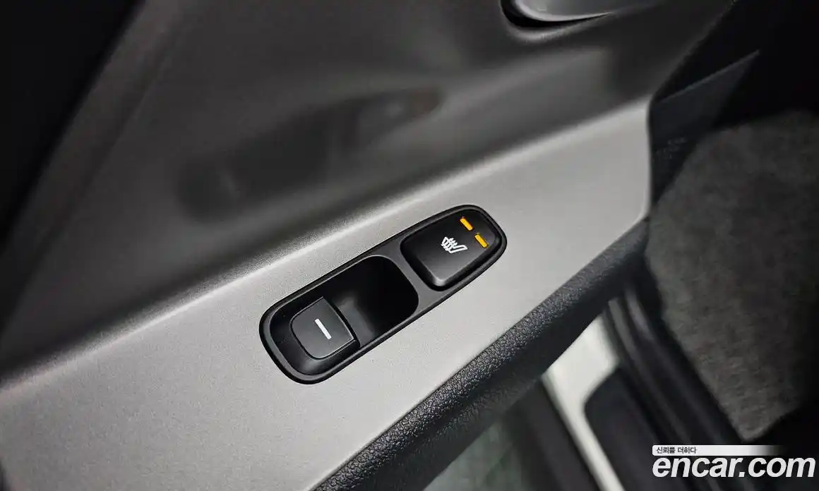 Kia Niro 2023 0.2 Автомат в Москве № 102302, фото 11